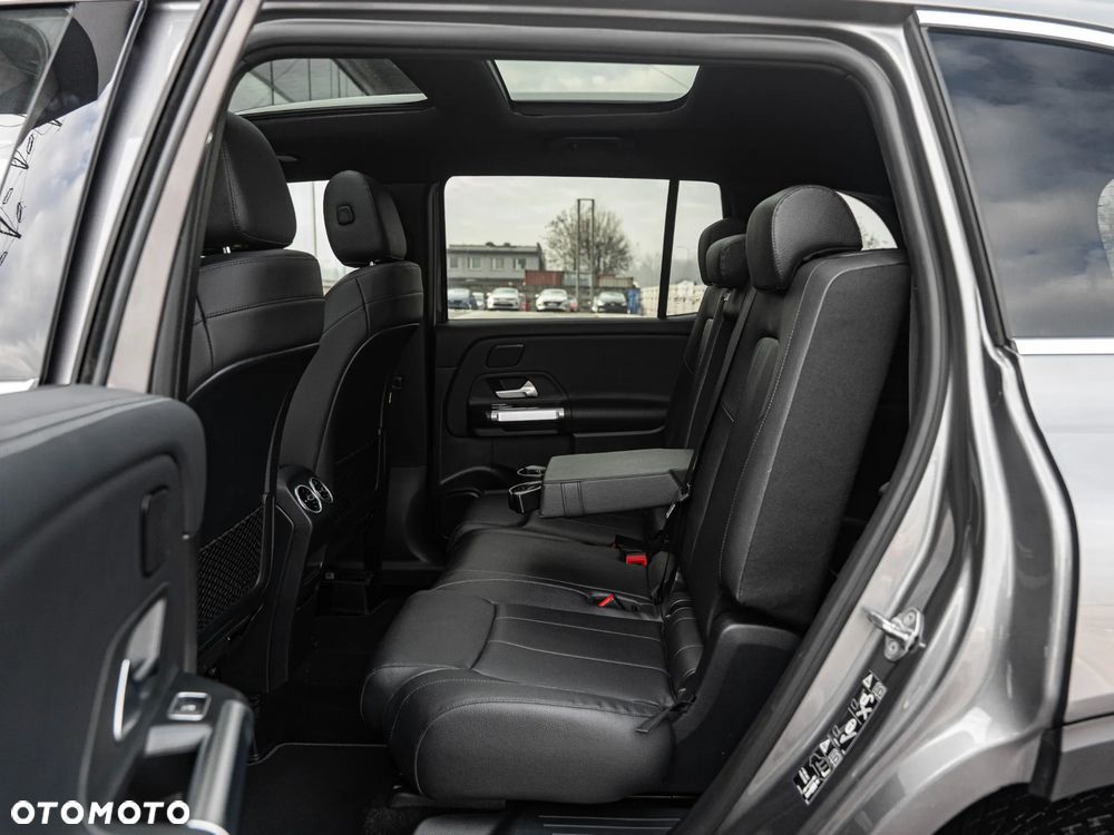 Mercedes-Benz GLB 200 d 8G-DCT Progressive - 29