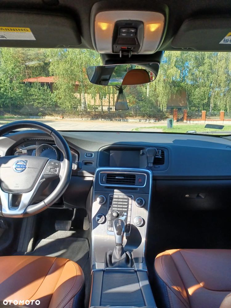 Volvo S60 - 17