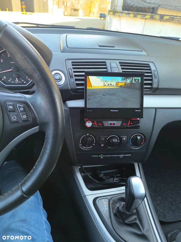 BMW Seria 1 116i - 8