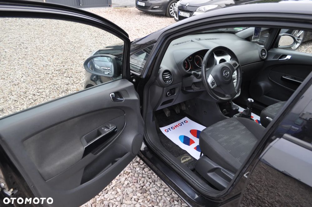 Opel Corsa 1.4 16V - 13
