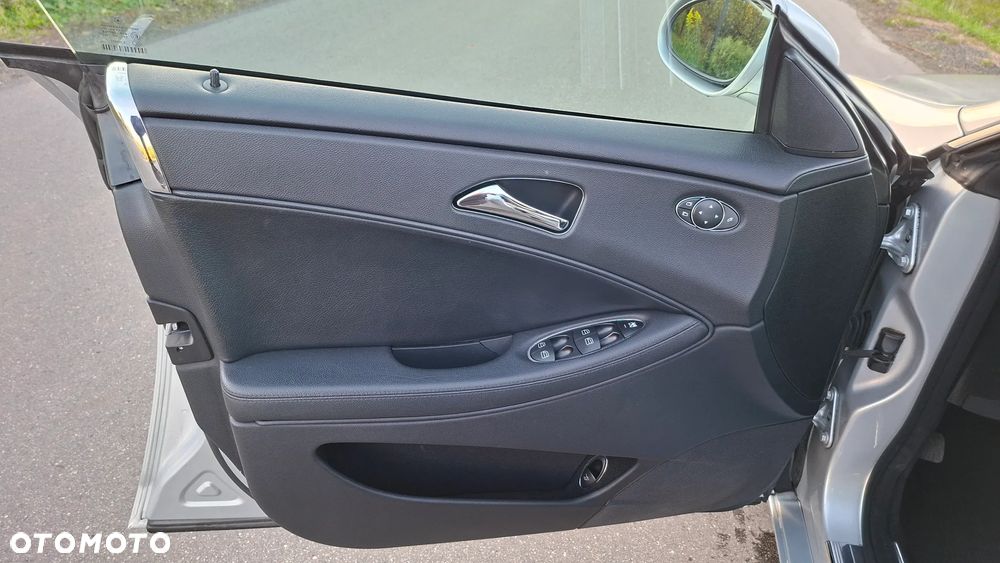 Mercedes-Benz CLS 350 - 26