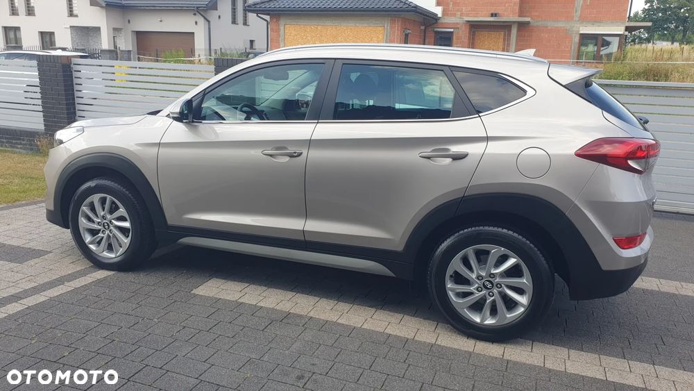 Hyundai Tucson blue 1.6 GDi 2WD Navi - 7