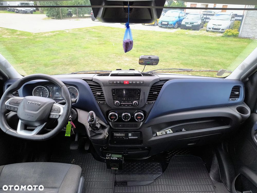 Iveco Daily 70C21 - 12