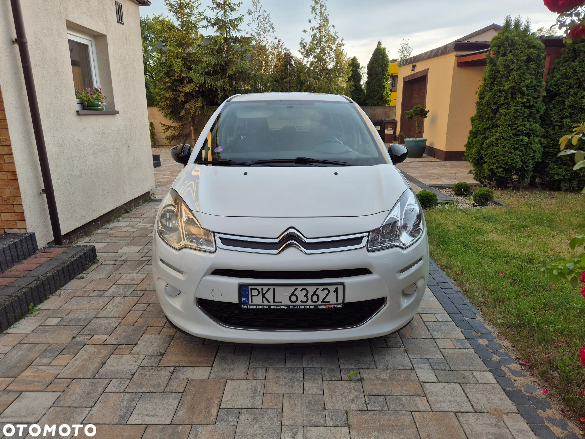 Citroën C3 1.2 PureTech Exclusive - 2