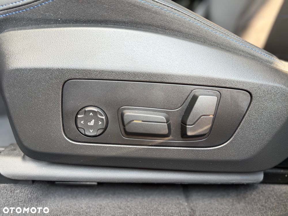 BMW iX1 eDrive20 66.5kWh M Sport Edition - 21