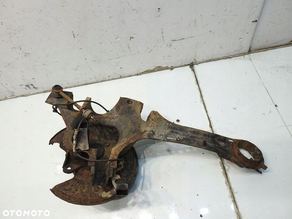 PIASTA ZWROTNICA WAHACZ PRAWY TYŁ FORD MONDEO MK4 IV KOMBI 2.0 TDCI - 7