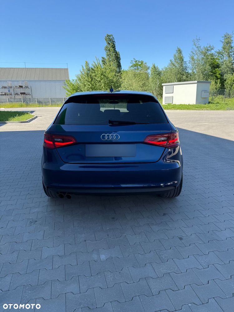 Audi A3 Sportback 2.0 TDI Ambiente - 7