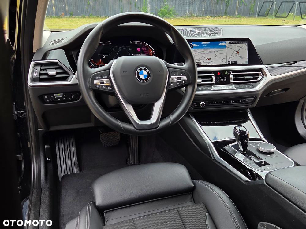BMW Seria 3 320d M Sport Shadow sport - 29