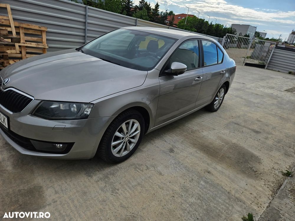 Skoda Octavia 1.6 TDI Style - 2