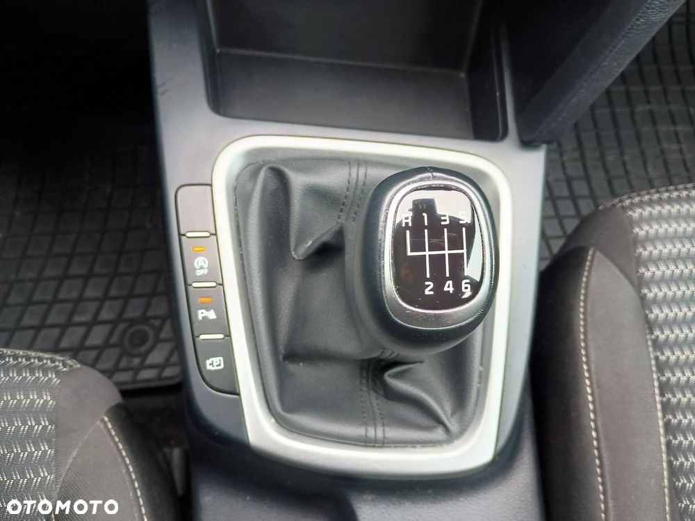Kia Ceed 1.5 T-GDI M - 24