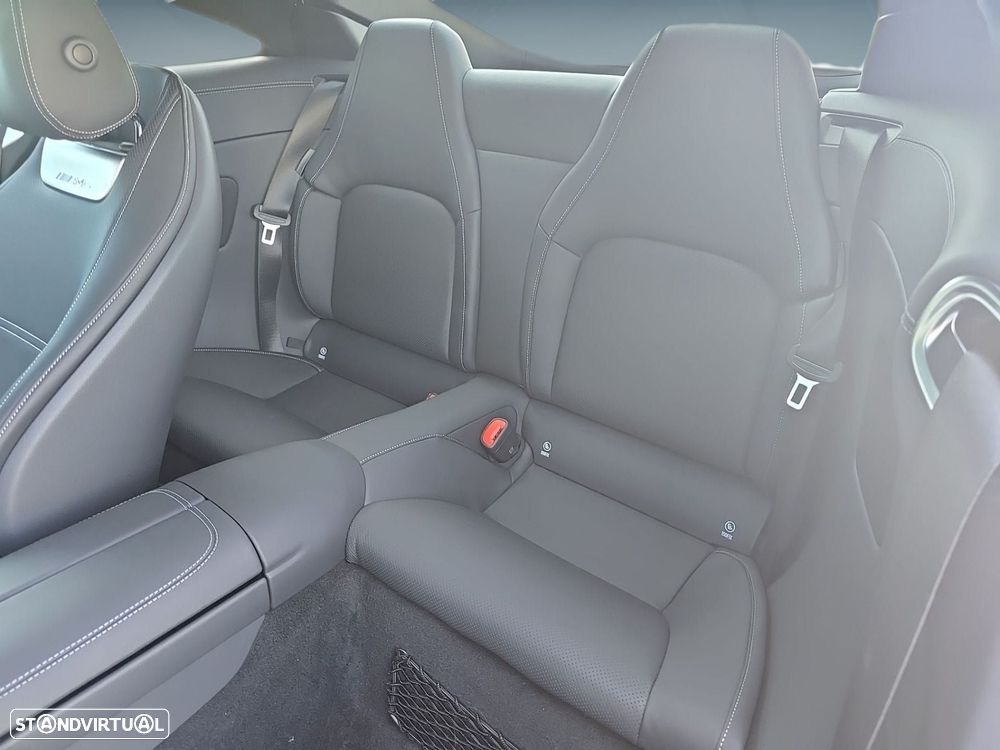 Mercedes-Benz AMG GT 63 4MATIC+ - 13