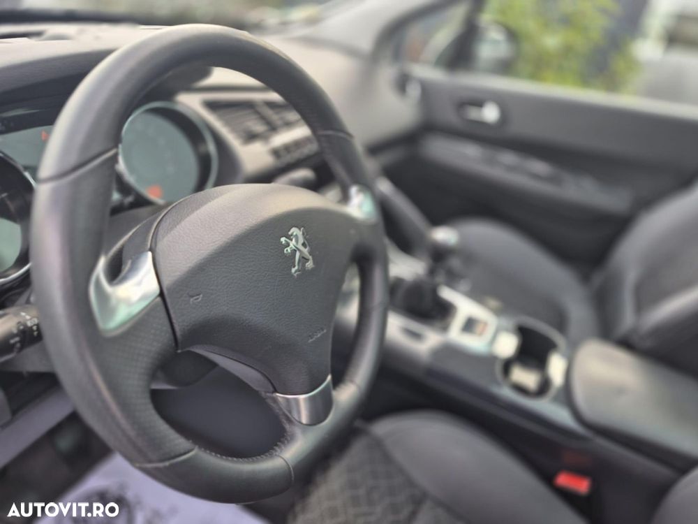 Peugeot 3008 - 12