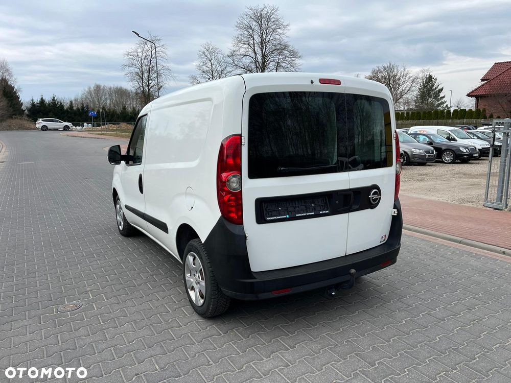 Opel Combo - 9