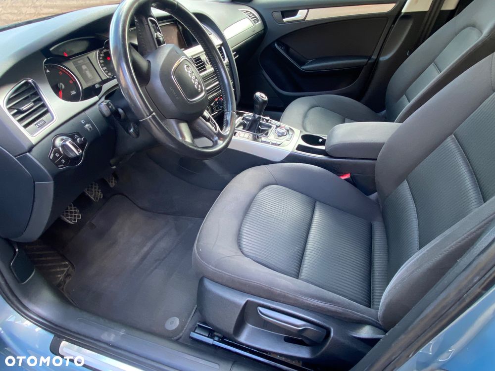 Audi A4 2.0 TDI DPF Attraction - 7