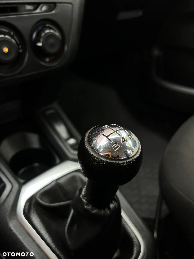 Peugeot 301 - 23
