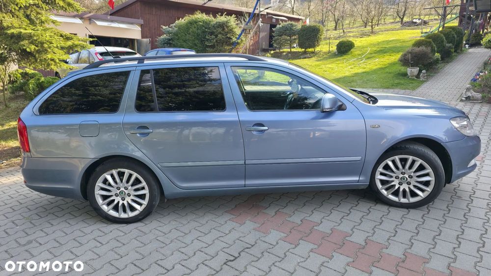 Skoda Octavia 2.0 TDI DPF DSG Laurin & Klement - 3