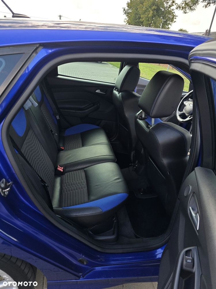 Ford Focus - 6