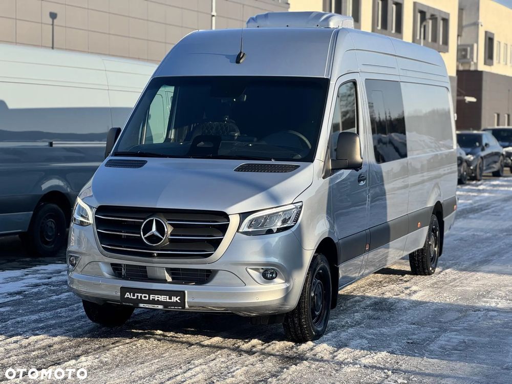 Mercedes-Benz Sprinter - 4