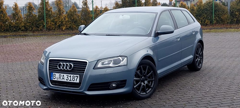 Audi A3 Sportback 2.0 TDI DPF Attraction - 1