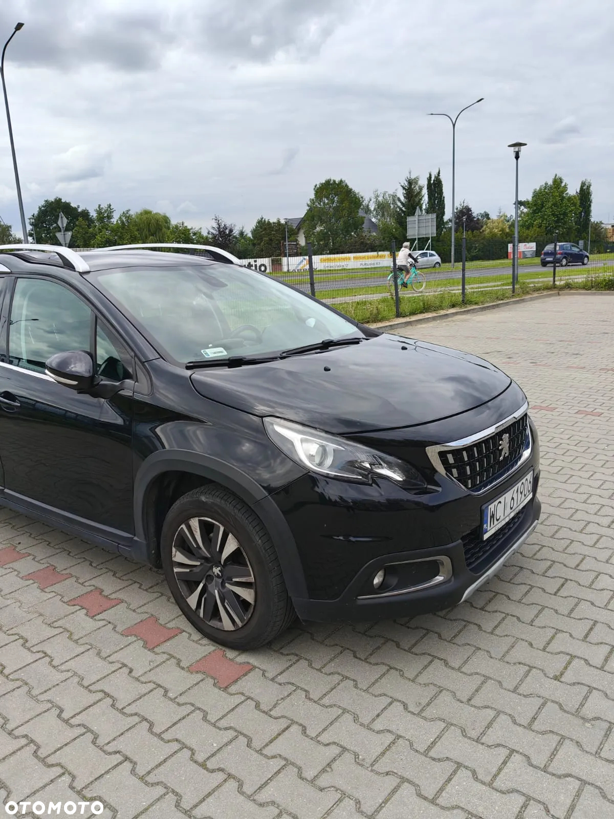 Peugeot 2008 1.2 Pure Tech Allure S&S EAT6 - 8