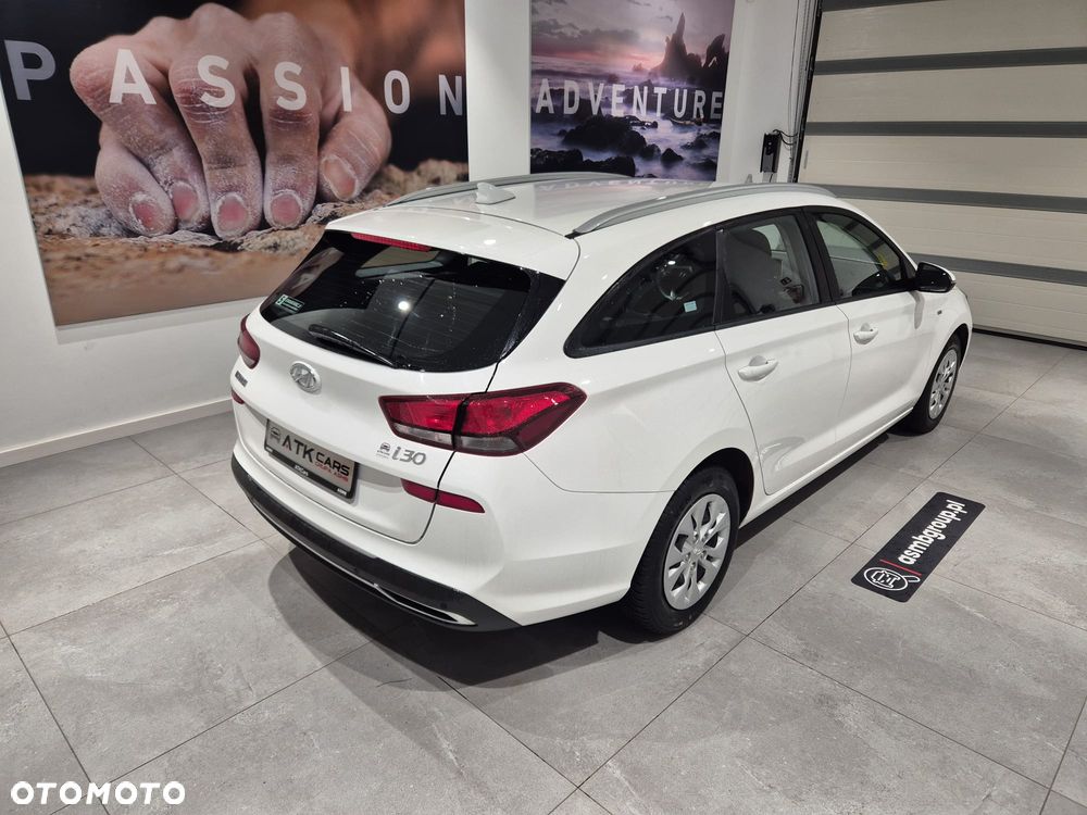 Hyundai i30 1.5 T-GDI 48V Modern - 22