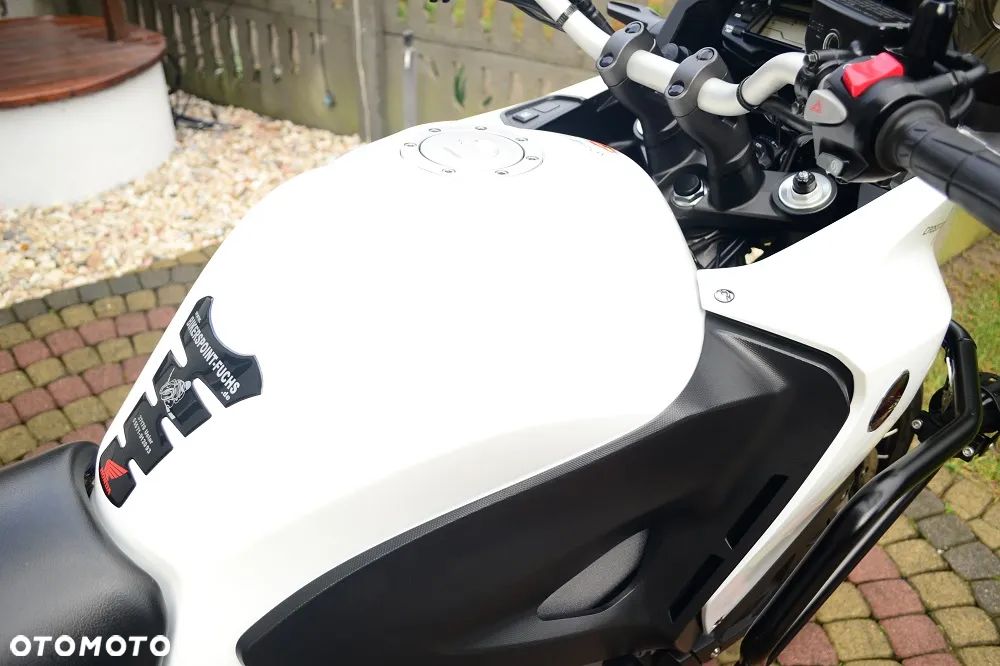 Honda VFR - 6
