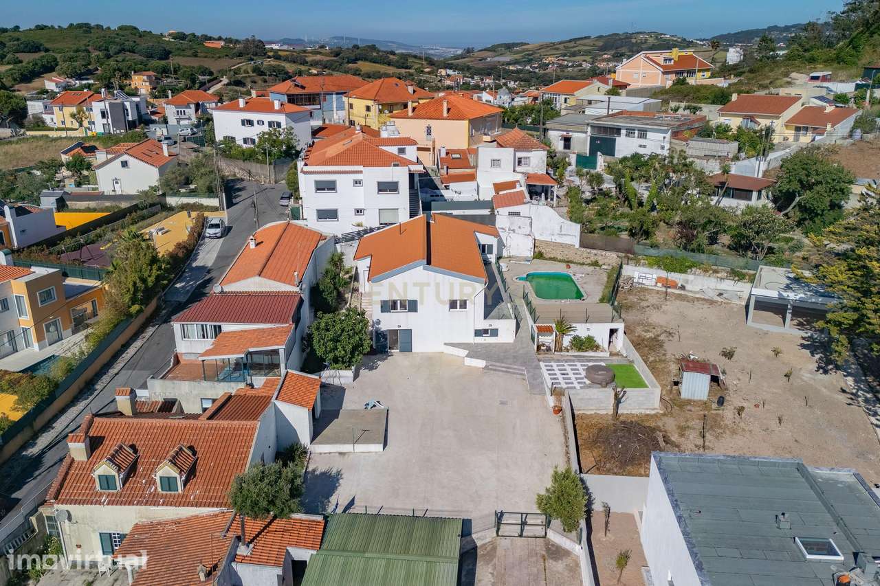 Moradia com Piscina em lote de 1.500 m2, em Almornos, Almargem do Bisp - Grande imagem: 2/44