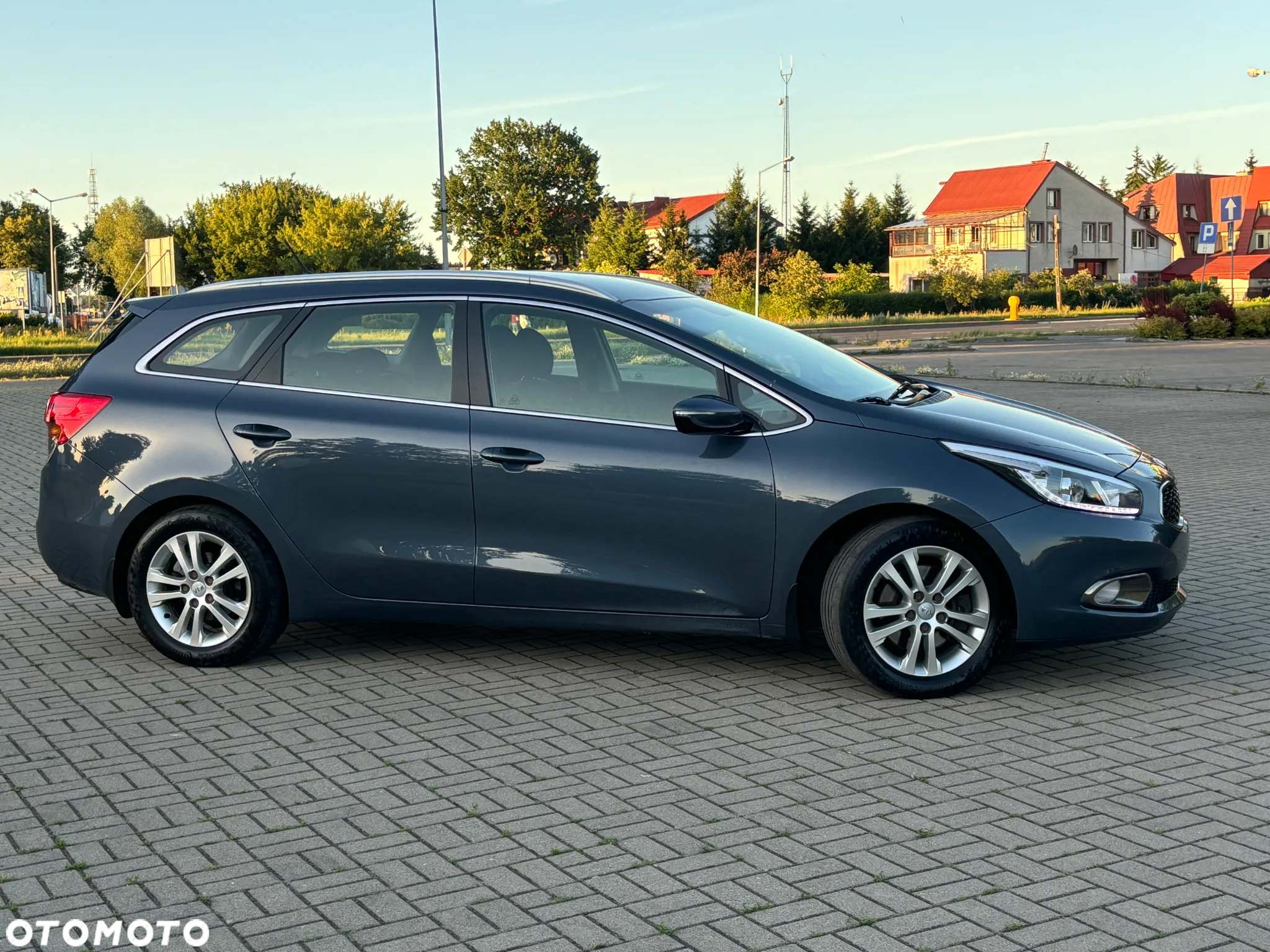 Kia Ceed 1.6 GDI DCT Platinum Edition - 9