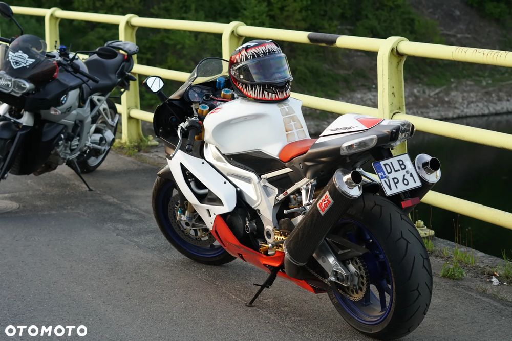Aprilia RSV - 8