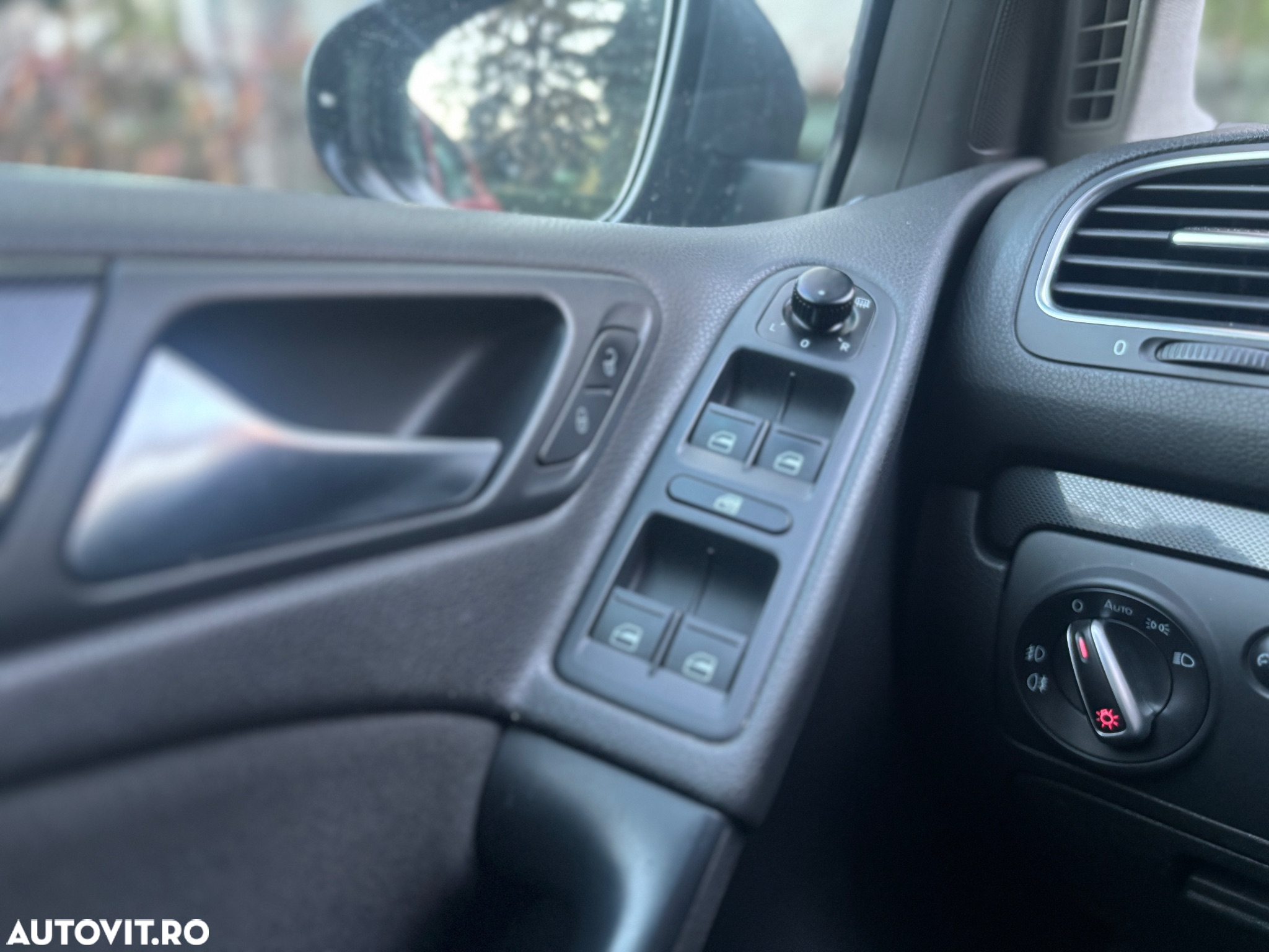 Volkswagen Golf 1.2 TSI Comfortline DSG - 15