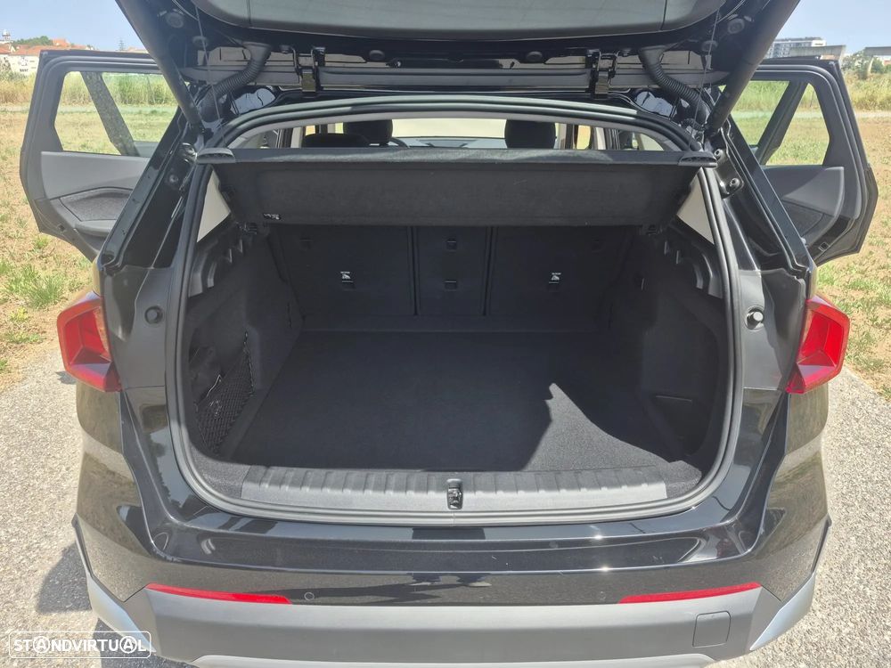 BMW iX1 xDrive30 - 11