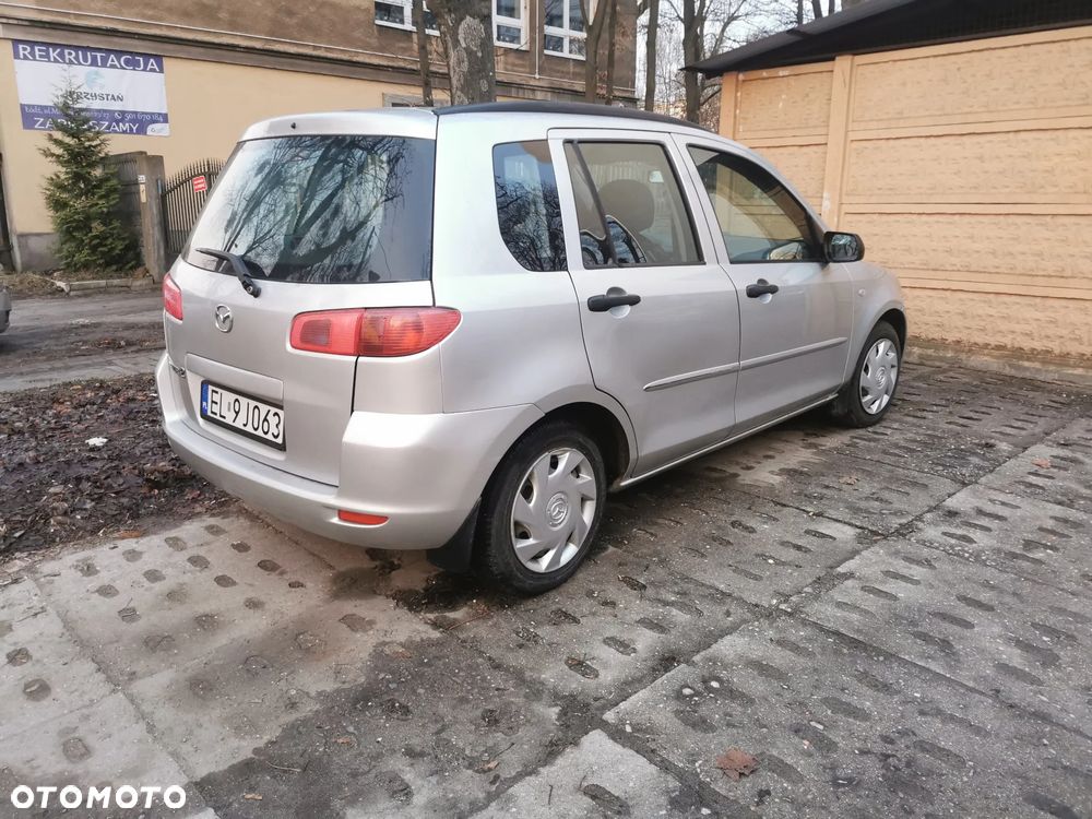 Mazda 2 1.4 Core + - 6