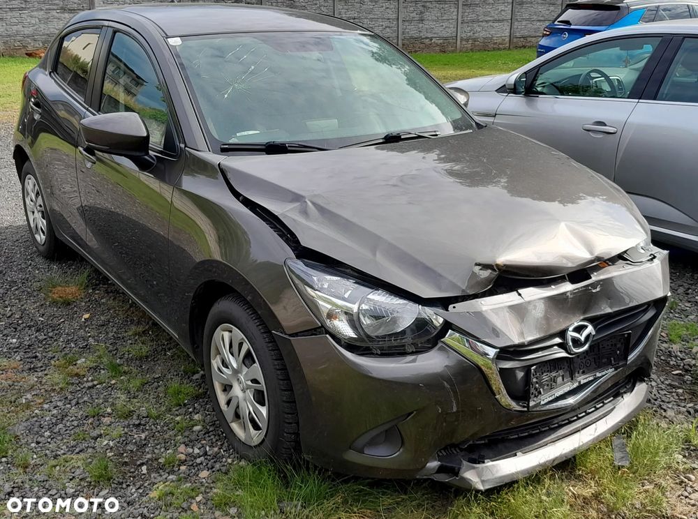 Mazda 2 - 8