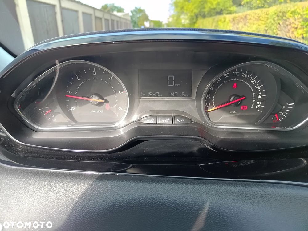 Peugeot 208 e-HDi FAP 92 Stop&Start Allure - 17
