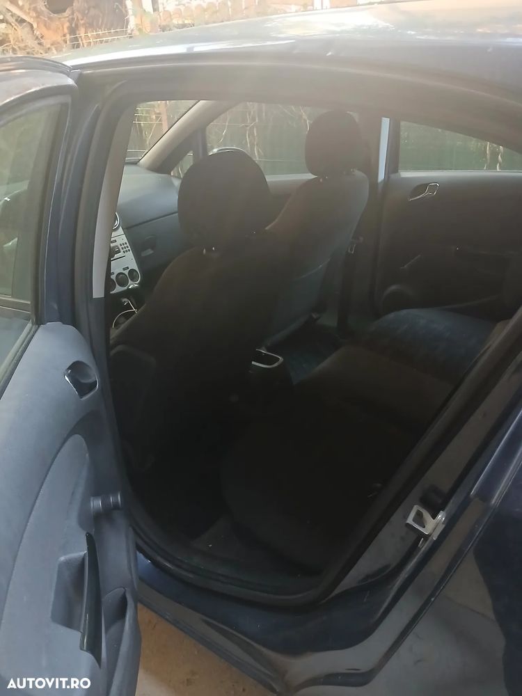 Opel Corsa - 6