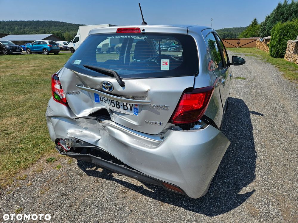 Toyota Yaris 1.5 VVT-i Comfort - 4