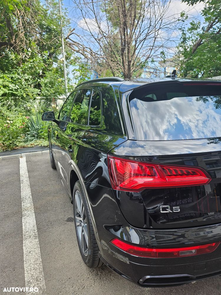 Audi Q5 2.0 40 TDI quattro S tronic Design - 16