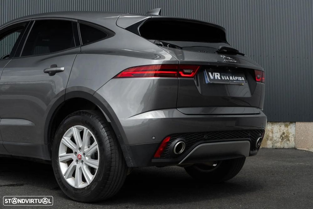 Jaguar E-Pace 2.0 i4D SE - 31
