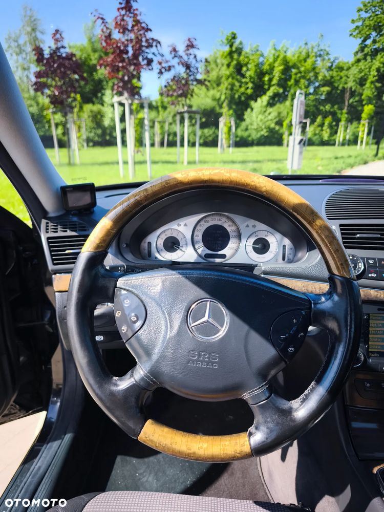 Mercedes-Benz Klasa E 320 CDI T Avantgarde - 13