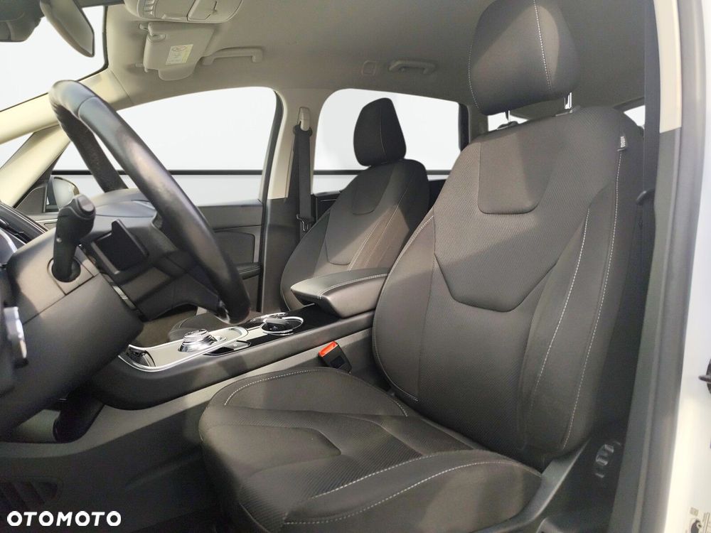 Ford S-Max - 10