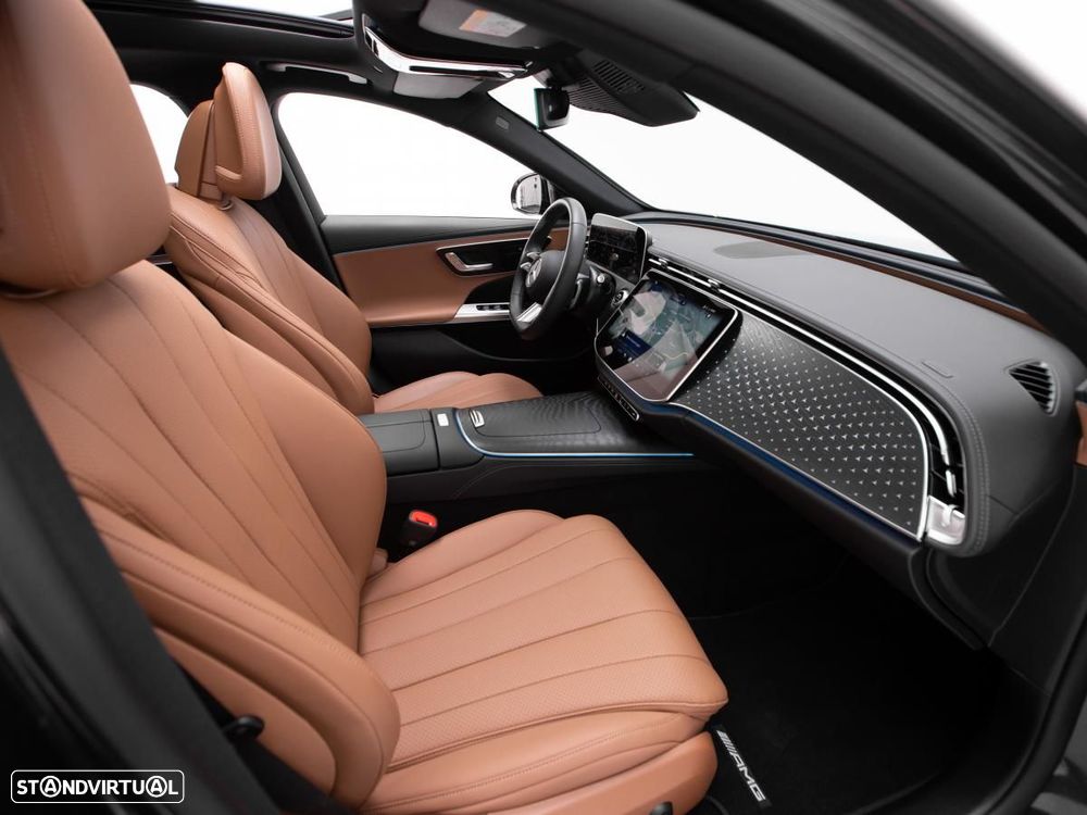 Mercedes-Benz E 300 e Station - 11