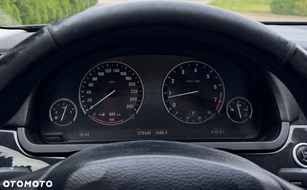BMW Seria 7 750i - 21