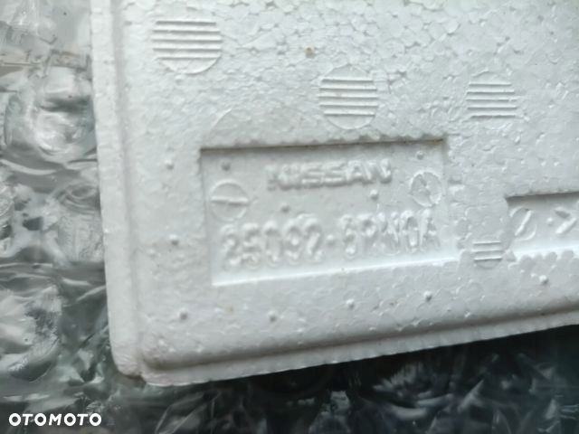 Nissan X-TRAIL T32 ABSORBER ZDERZAKA PRAWY TYLNY TYŁ PIANKA ORYG. - 3