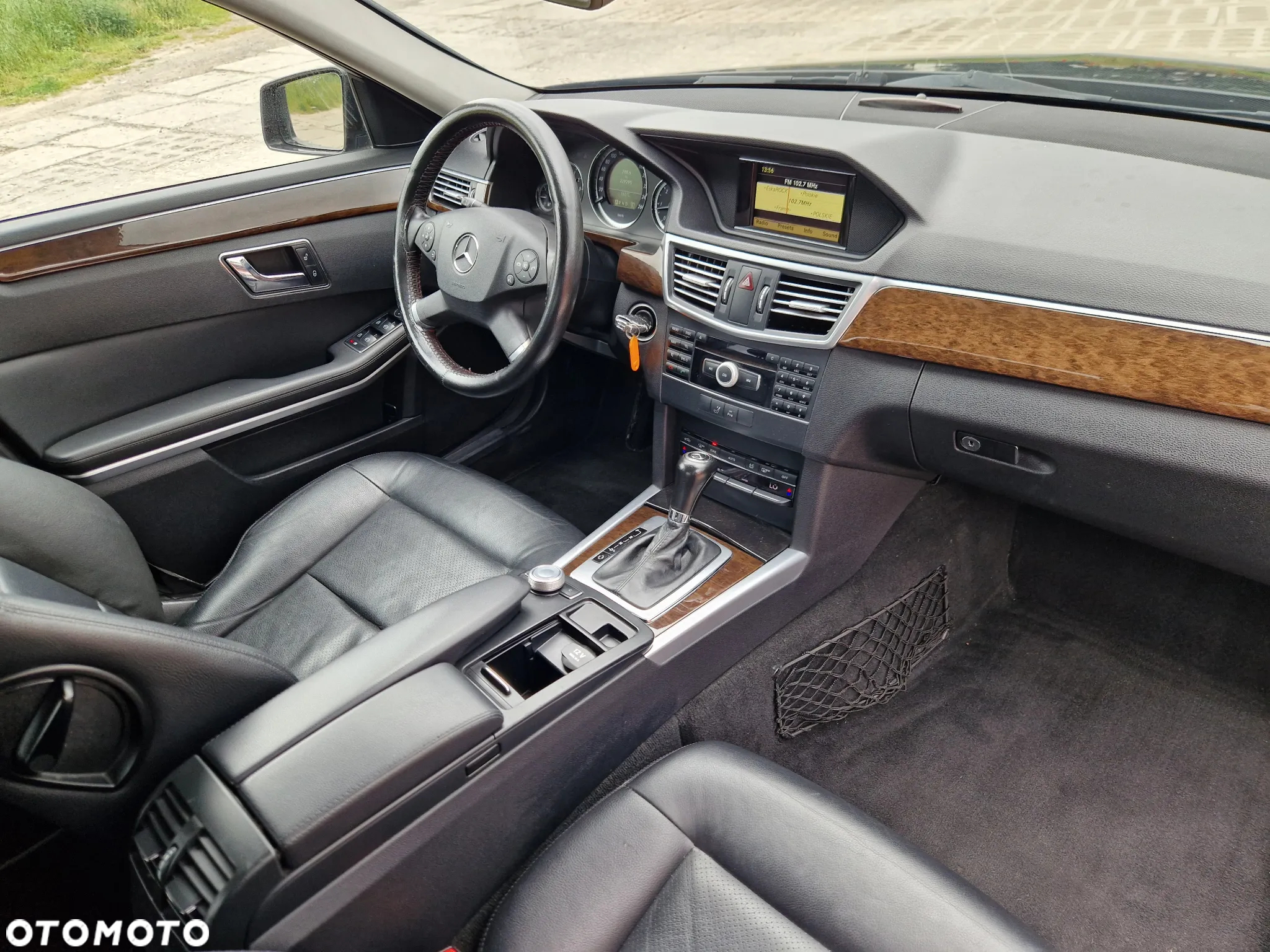 Mercedes-Benz Klasa E 200 T BlueTEC 7G-TRONIC Avantgarde - 23