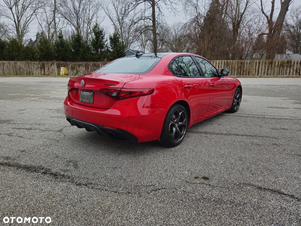 Alfa Romeo Giulia 2.0 Turbo TI Q4 - 14