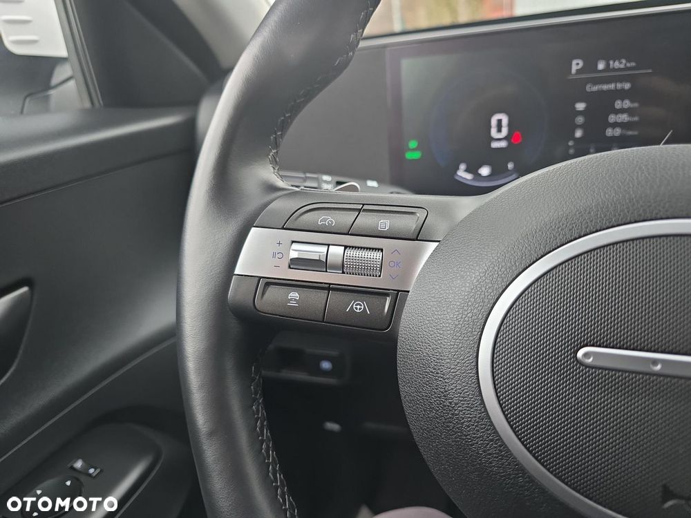 Hyundai Kona - 11