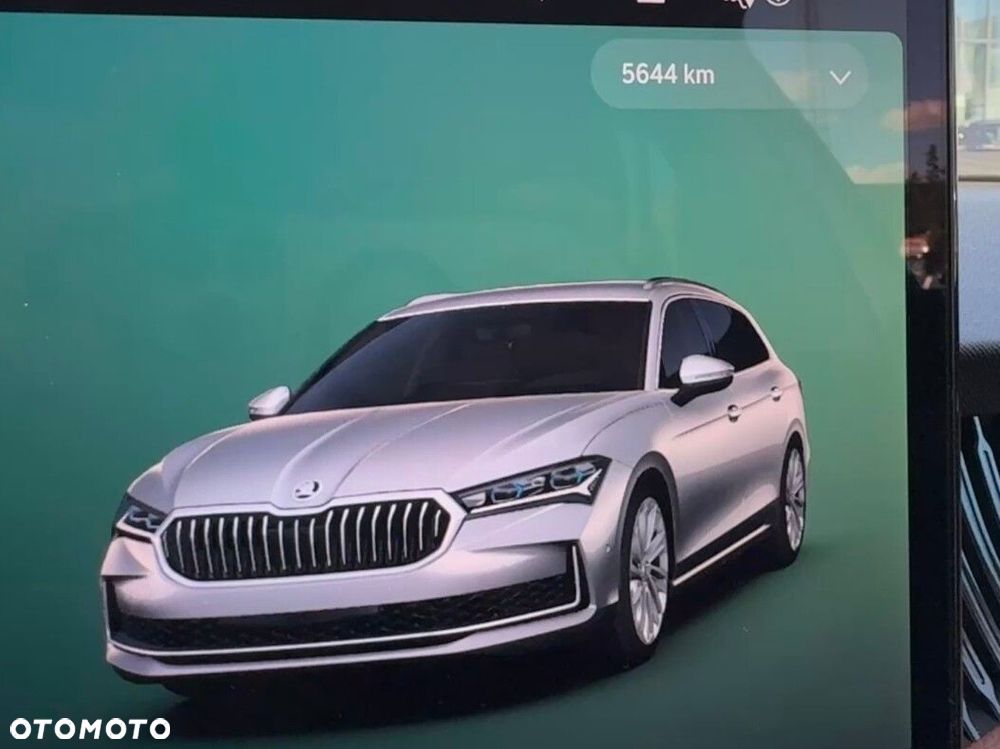 Skoda Superb 1.5 TSI L&K DSG - 19