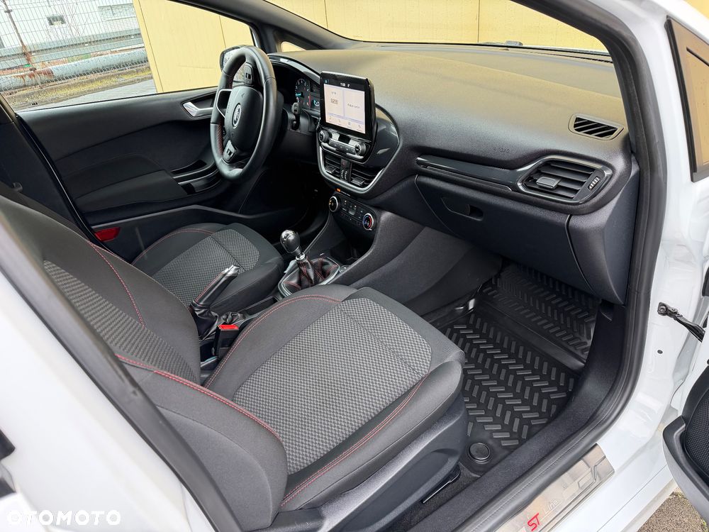 Ford Fiesta 1.0 EcoBoost STart-Stop ST-LINE - 9