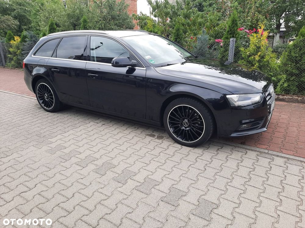 Audi A4 Avant 2.0 TDI - 24