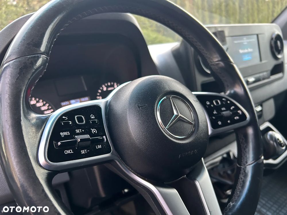 Mercedes-Benz Sprinter 314 - 17